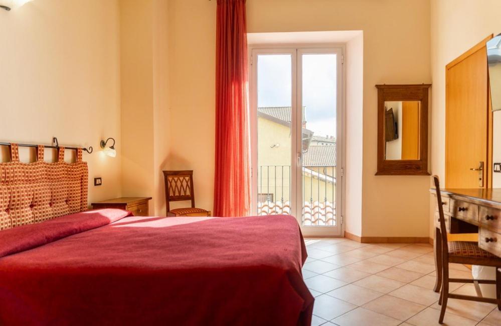 Hotel Rossi Manciano Exteriér fotografie